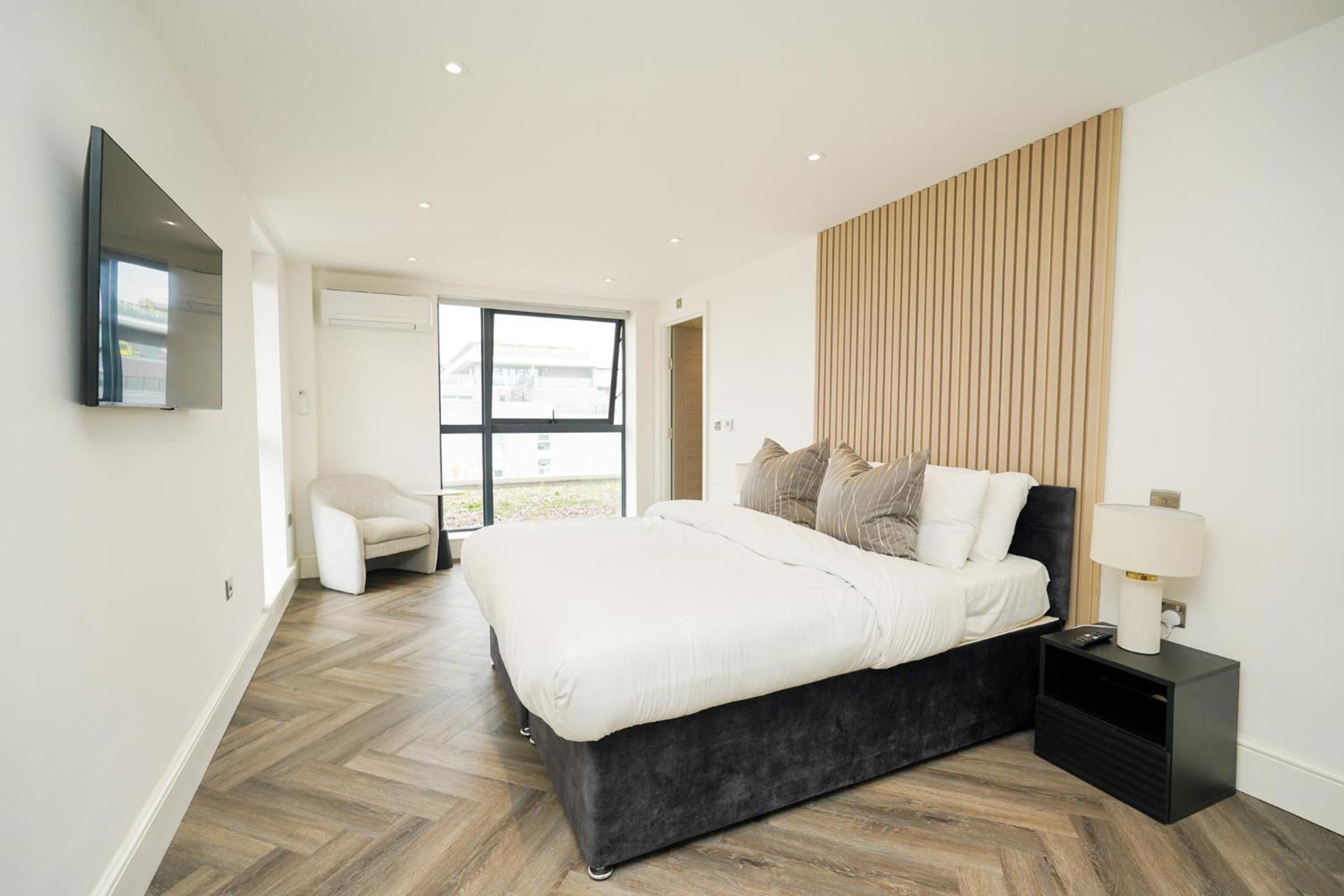 Luxury Two Bedroom City Centre Penthouse Liverpool Buitenkant foto